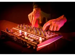 Arturia Drum Machine Drumbrute Impact