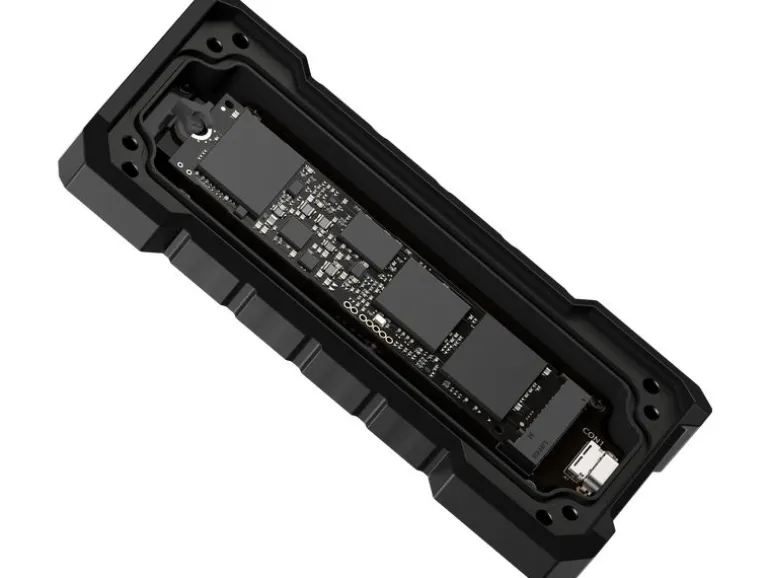 ASUS Externes Gehäuse TUF Gaming A2 M.2