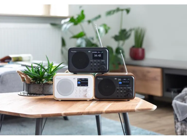 Audizio DAB+ Radio Milan Weiss