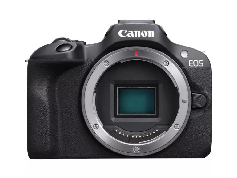 Canon Fotokamera EOS R100 RF-S 18-45 mm + RF-S 18-45 / 75-300 Kit
