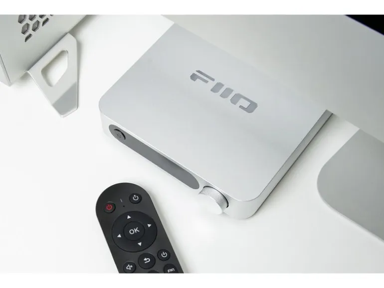 FiiO Netzwerk-Musik-System SR11 Silber