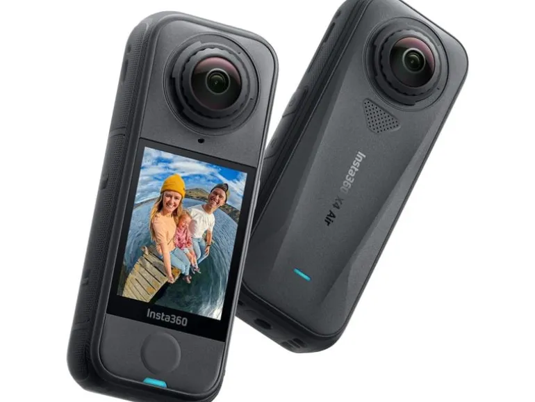 Insta360 360°-Videokamera X4 Air Starter Bundle White