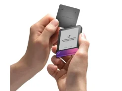 Ledger Flex (inkl. Recovery Key) Crimson Magenta