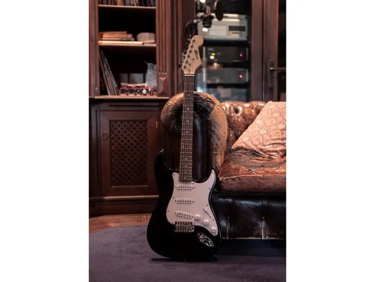 MAX E-Gitarre GigKit Schwarz