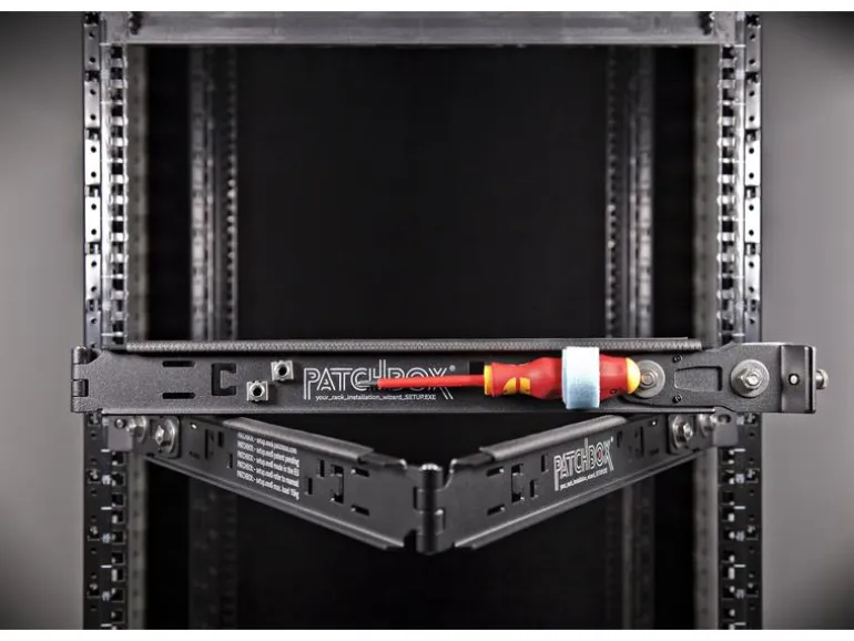 Patchbox Stand Setup.exe 19" Mobile Desk, Die Dritte Hand, Halterung