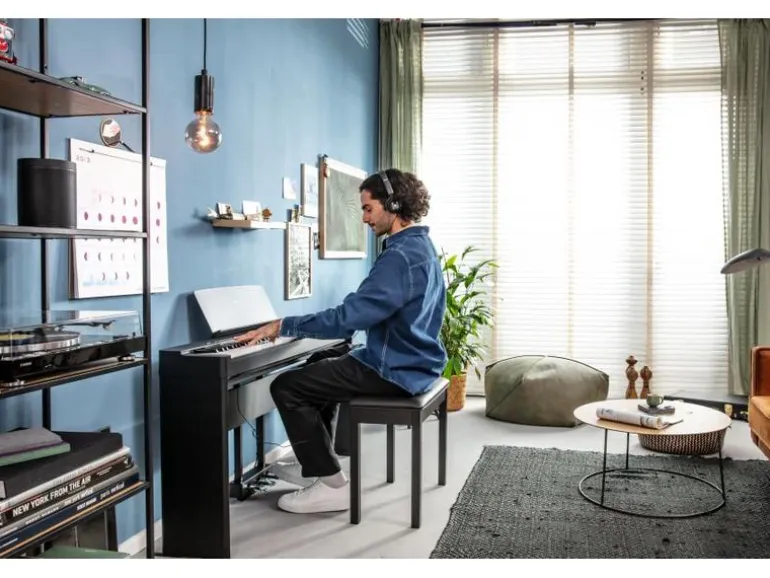 Yamaha E-Piano P-225B