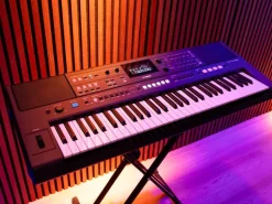 Yamaha Keyboard PSR-E483