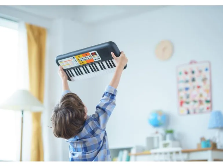 Yamaha Mini Keyboard PSS-F30