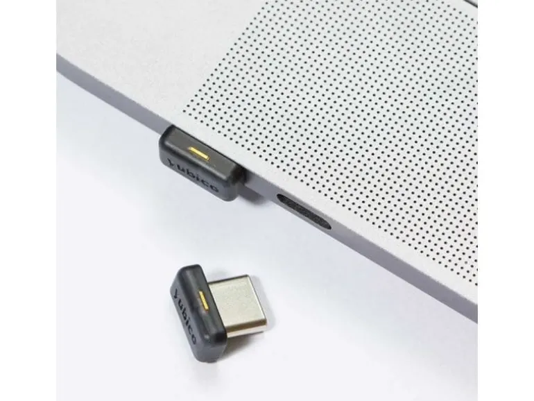 Yubico YubiKey 5C Nano FW 5.8 USB-C, 1 Stück